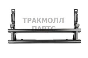 Подножка в нижней решетке радиатора металл VOLVO - M3141208